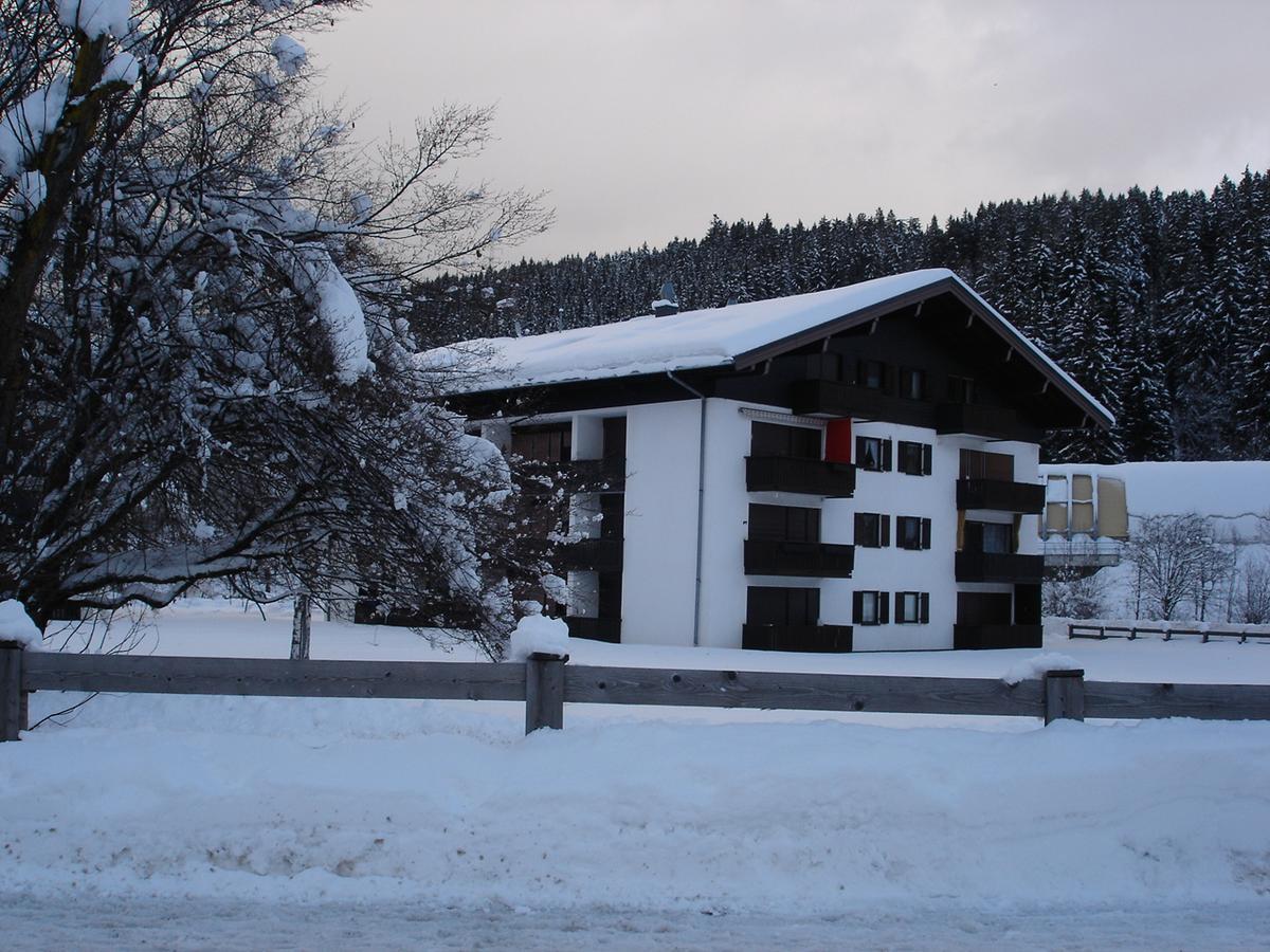 Welcome-Bienvenue-Добро Пожаловать Flachau Exterior photo